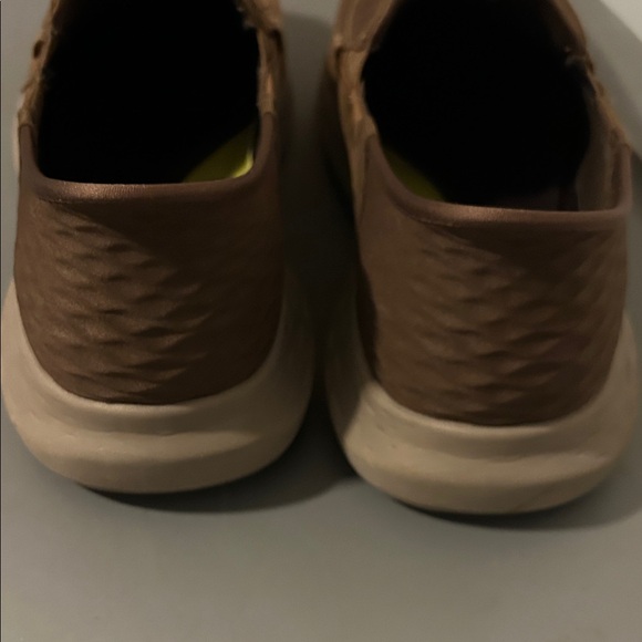 Skechers Brown Slip-On Leather Loafers for Men - Picture 5 of 7